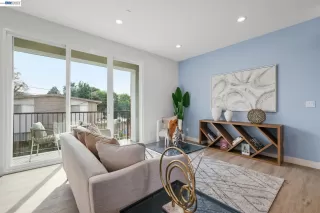 Photo #5: 41129680 Listing