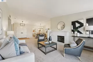 Photo #6: 41129681 Listing