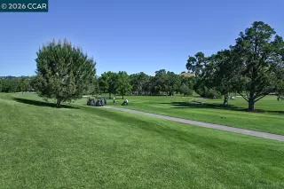 Photo #2: 41129698 Listing 