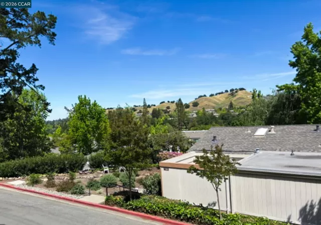 MLS: 41129713 Condo For Sale