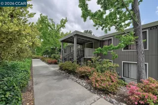 Photo #2: 41129713 Listing