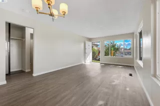 Photo #6: 41129731 Listing 