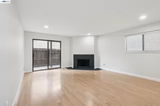 Photo #2: 41129762 Listing