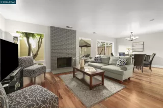 Photo #5: 41129806 Listing