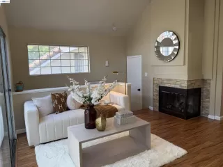 Photo #5: 41129807 Listing 