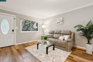 Photo #3: 41129814 Listing