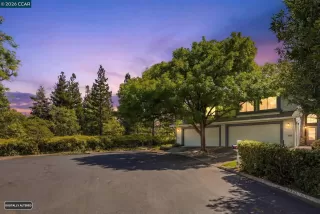 Photo #1: 41129827 Listing 