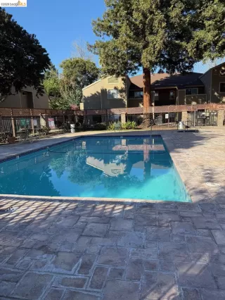 Photo #2: 41129834 Listing 