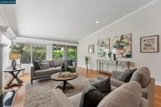 Photo #4: 41129855 Listing