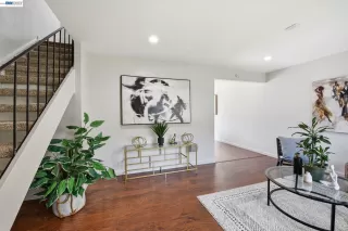 Photo #1: 41129861 Listing 