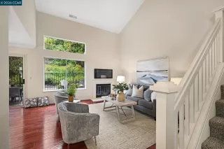 Photo #2: 41129875 Listing 