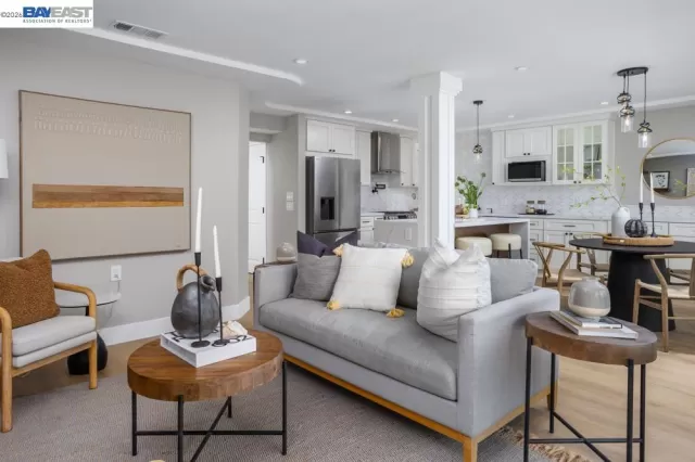 MLS: 41129915 Condo For Sale