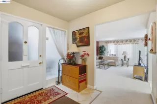 Photo #4: 41129920 Listing