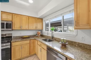 Photo #4: 41129938 Listing