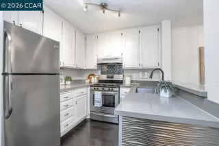 Photo #6: 41129940 Listing 