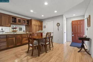 Photo #3: 41129978 Listing