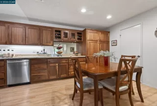 Photo #4: 41129978 Listing