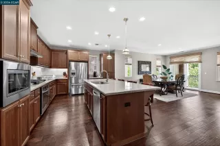 Photo #1: 41129981 Listing