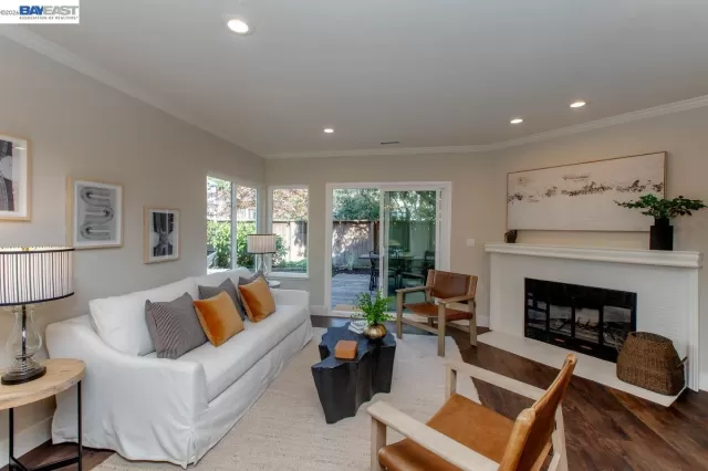 MLS: 41129983 Condo For Sale