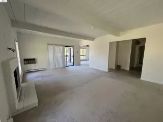 Photo #4: 41129984 Listing