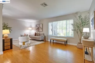 Photo #4: 41130026 Listing