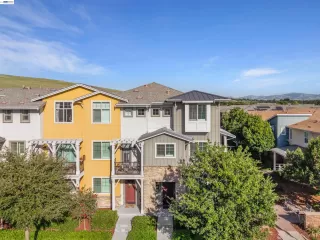 Photo #1: 41130085 Listing