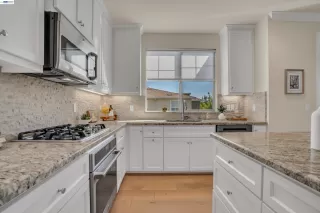 Photo #6: 41130085 Listing