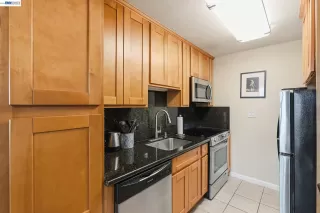 Photo #5: 41130120 Listing