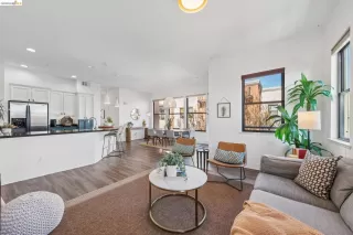 Photo #1: 41130155 Listing 