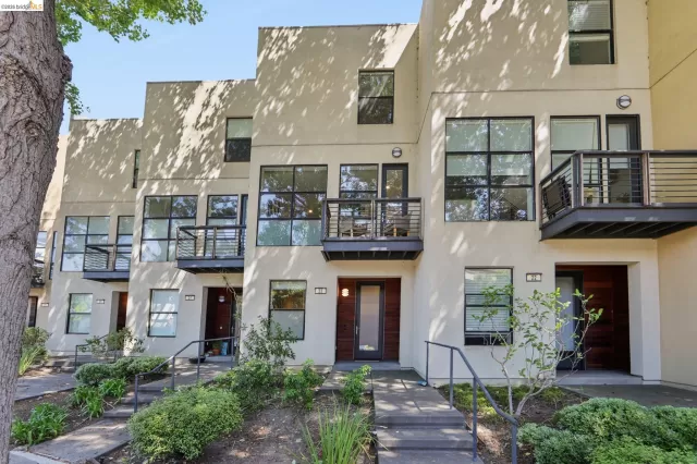 MLS: 41130185 Condo For Sale