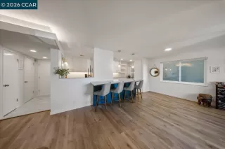 Photo #4: 41130220 Listing 