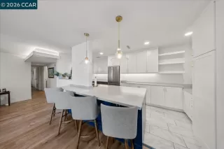 Photo #5: 41130220 Listing 