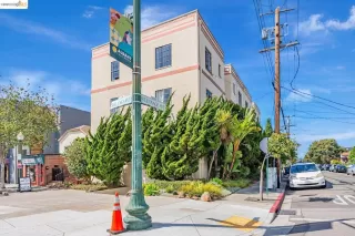 Photo #2: 41130227 Listing