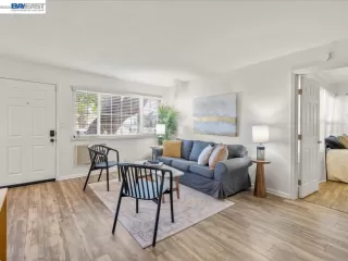 Photo #2: 41130257 Listing