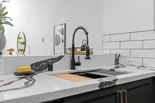 Photo #6: 41130320 Listing