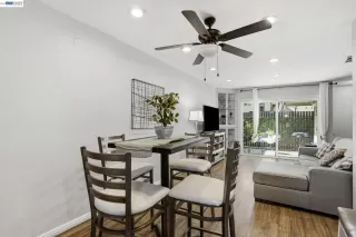 Photo #2: 41130333 Listing 