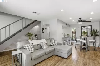 Photo #4: 41130333 Listing 