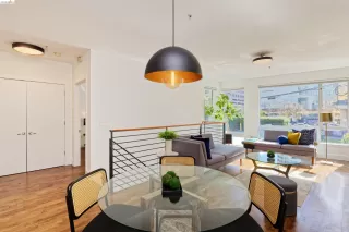 Photo #2: 41130336 Listing