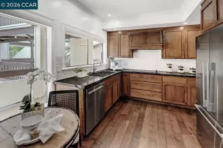 Photo #1: 41130354 Listing 