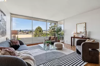 Photo #5: 41130363 Listing