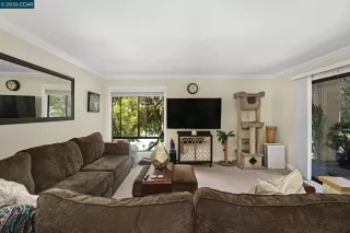 Photo #6: 41130379 Listing 