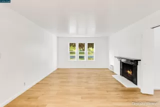 Photo #6: 41130382 Listing 