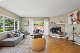 Photo #6: 41130405 Listing 