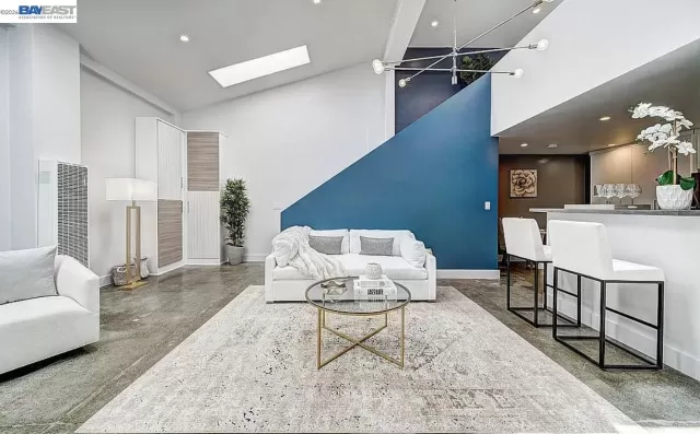 MLS: 41130415 Condo For Sale