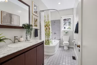 Photo #5: 41130421 Listing 