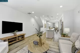 Photo #2: 41130433 Listing