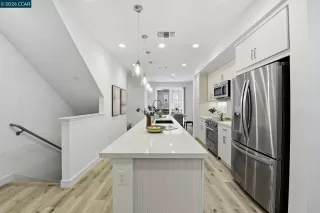 Photo #6: 41130433 Listing