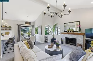 Photo #4: 41130440 Listing