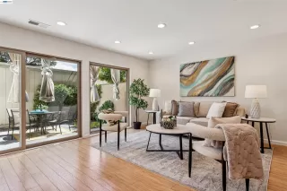 Photo #2: 41130488 Listing 