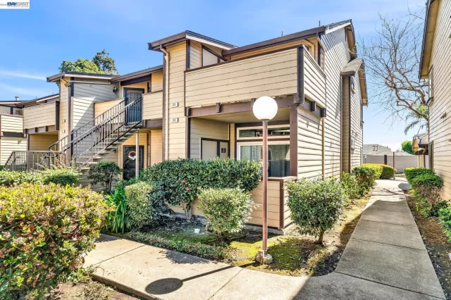 MLS: 41130515 Condo For Sale